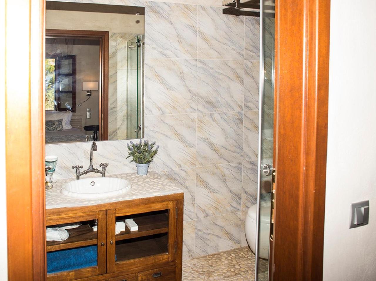 Limeni Inn Boutique Hotel Adults Only 12Plus 외부 사진
